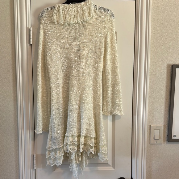 SALONI Ivory Lace-Trimmed Cardigan - Picture 5 of 7